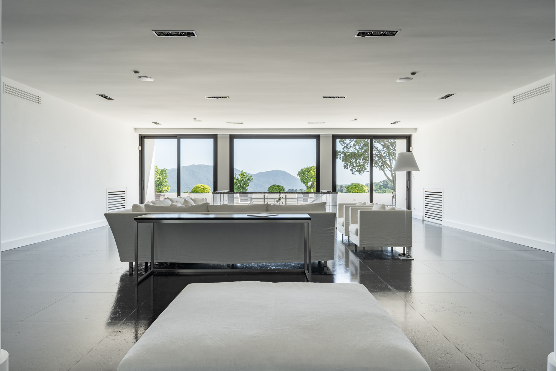 real-estate-photography-services-lucca-high-end-listings
